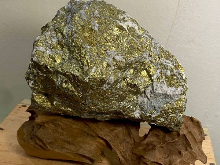 Da-pyrite-hop-menh-gi-langdamynghenonnuoc-3